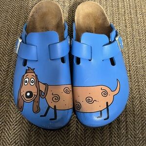 Blue Birkenstock birkies clogs size 37 with dachshund